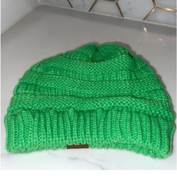 CC beanie - Picture 5 of 6